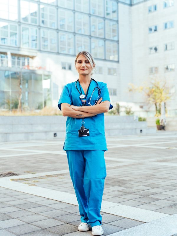 representation-of-the-daily-life-of-a-nurse-going-to-work.jpg